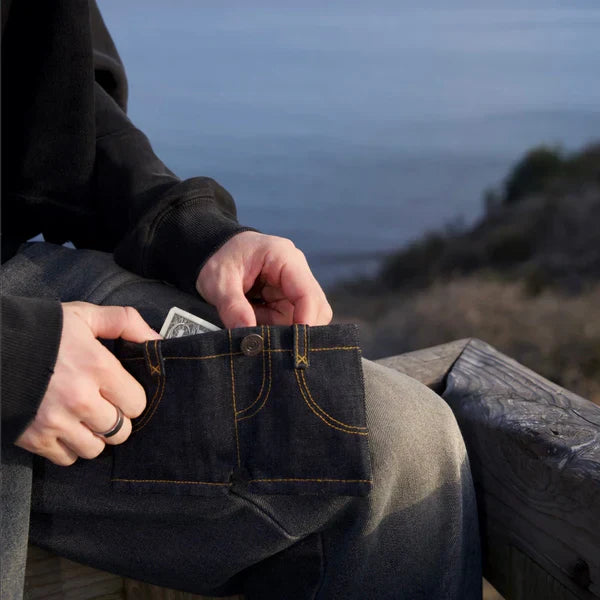 SHORTS - WALLET